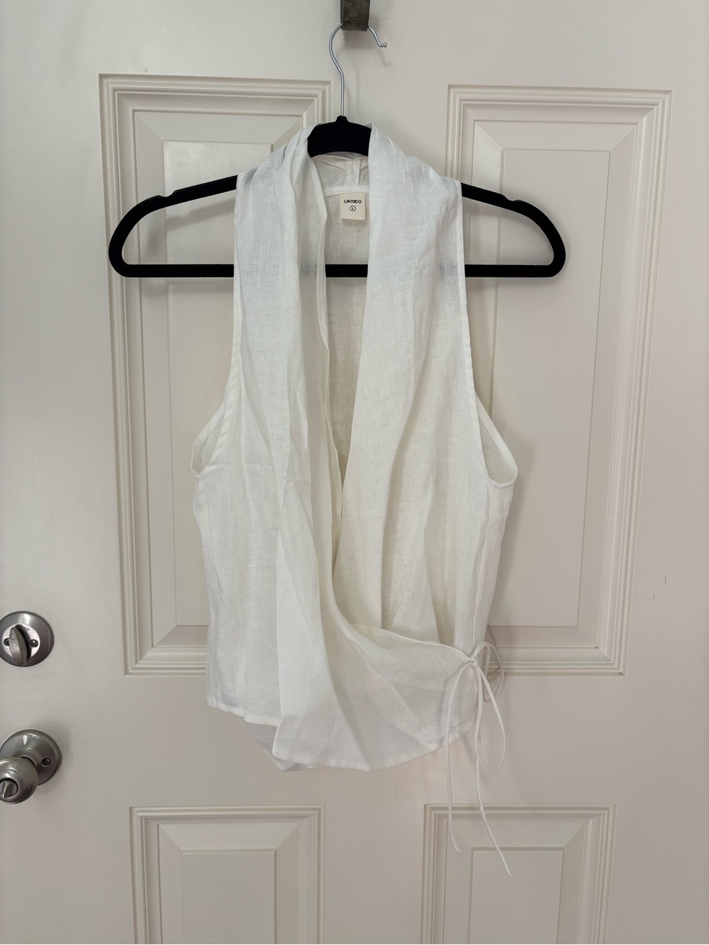 Lintico 100% Linen Halter Neck Tie-Front Crop Top Faye